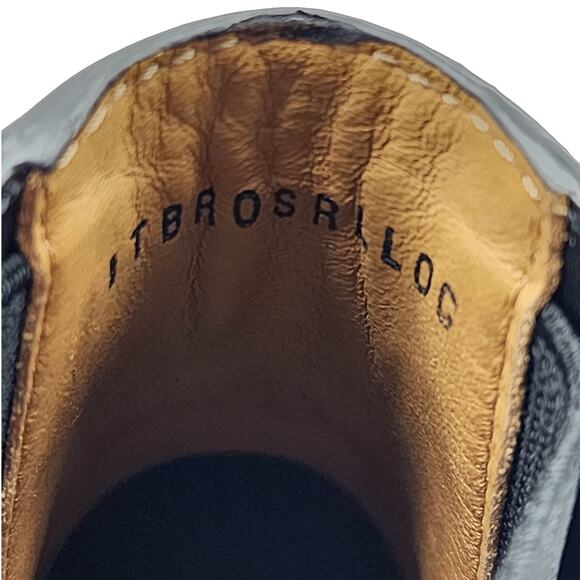 Burberry Luke TB Monogram Buckle Leather Chelsea Boot in Black 41 (8 US) $1050 - Picture 6 of 11